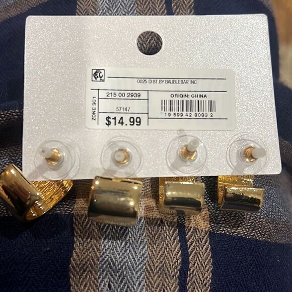 SUGARFIX By BaubleBar Gold rhinestone wide hoops set of 2 - Picture 4 of 5